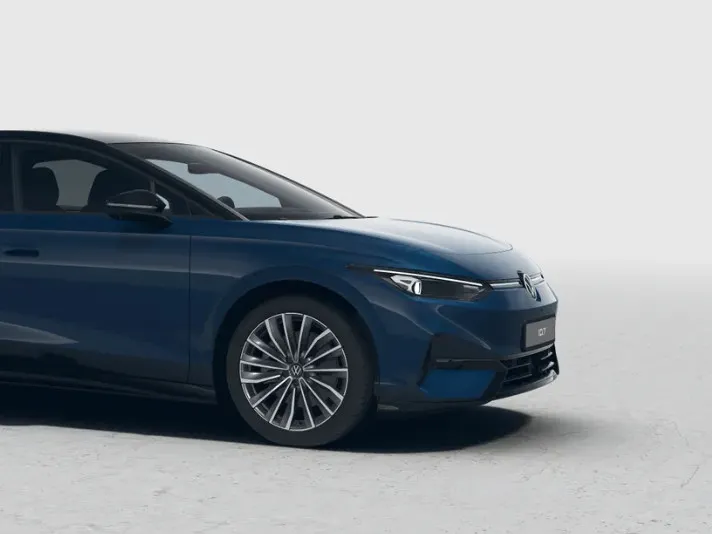 Volkswagen ID.7 Limited Edition Plus 77 kWh accu 286 PK · Achteruitrijcamera · Achteruitrijcamera · Sfeerverlichting · Voorstoelen verwarmd ·