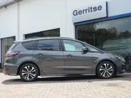 Ford S-Max ST-Line 2.5i Hybrid 190pk 7 Persoons | Elektrisch Verwarmde & Verstelbare Stoelen met Memory Functie | Camera |