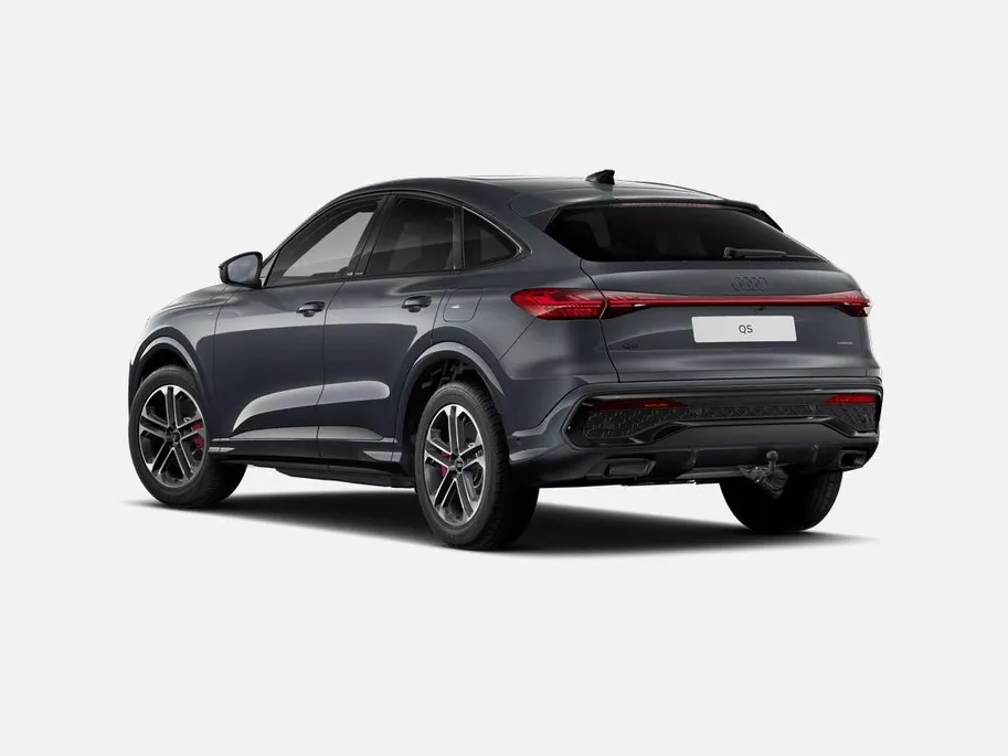 Audi Q5 Sportback 2.0 TFSI e-hybrid quattro S edition Competition 367 PK · Glazen panoramadak · Tech pro · B&O premium 3D