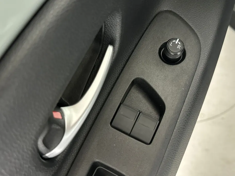 Toyota Aygo X 1.0 VVT-i S-CVT Pulse Plus Automaat | Keyless Entry | Parkeersensoren voor + achter | 17'' L.M. Velgen
