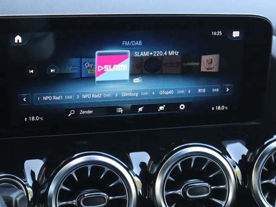Mercedes-Benz EQA 250 Business Solution Luxury 67 kWh