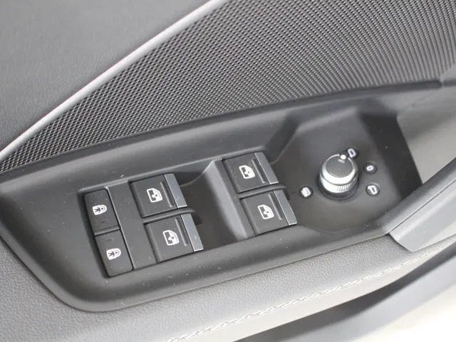 Audi A3 Sportback 30 TFSI S-Line S-Tronic Navigatie | Panoramadak | Sportstuur | Led
