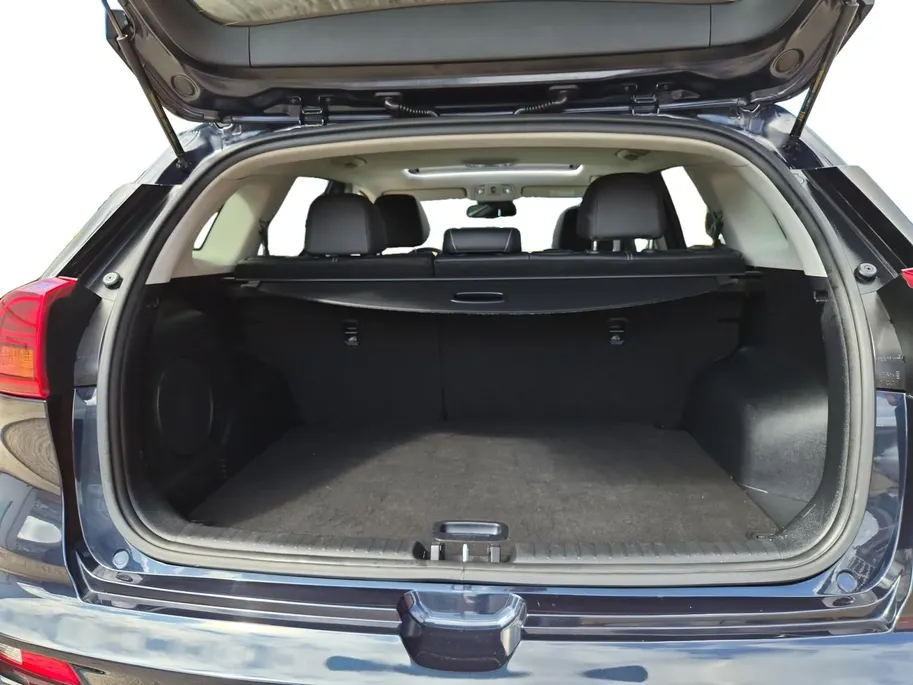 Kia e-Niro ExecutiveLine 64 kWh 1e Eigenaar | 3 Fase laden | Metallic lak | Trekhaak | Fabrieksgarantie 27-1-2029 + 3x 1 jaar* | NAP