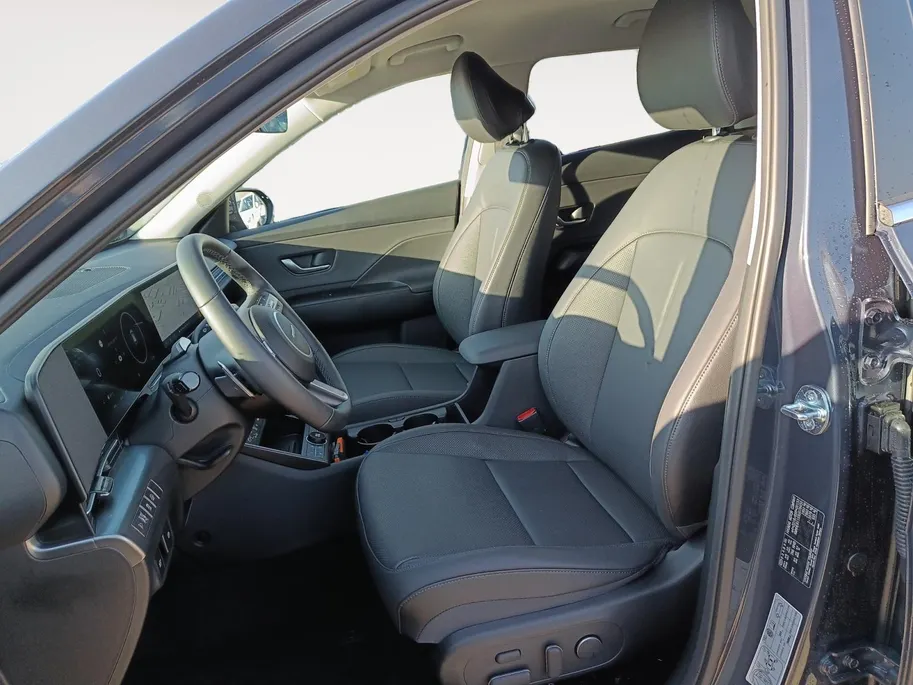Hyundai Kona 1.6 GDI HEV Premium Sky Uit voorraad leverbaar! | OP = OP |