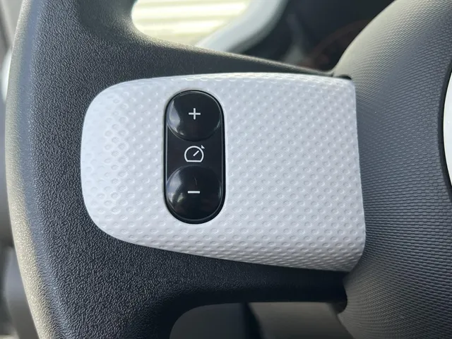 Renault Twingo 1.0 SCe Life | Achterwielaandrijving | Airconditioning  | Elektrische Ramen