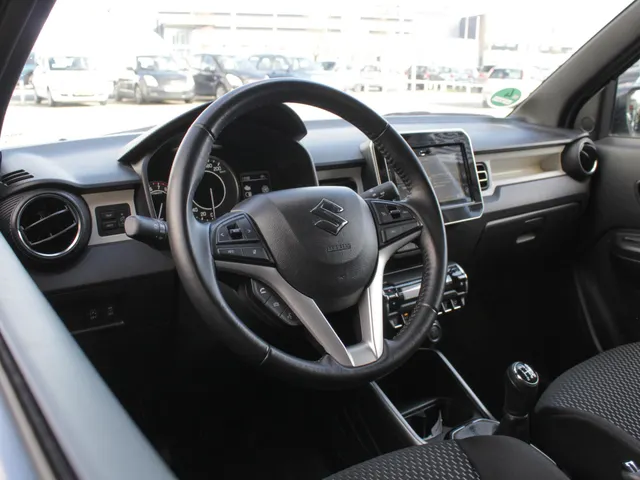 Suzuki Ignis 1.2 Smart Hybrid Style | Clima | Cruise | Navi | Camera | All Season
