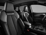 Audi Q4 Q4 S edition performance 82 kWh 286 PK · Tech plus · Trekhaak elek. wegklapbaar · MMI Bijrijdersdisplay