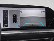 Audi Q5 2.0TFSIe-hybrid 220kW/299PK quattro S Line · Panoramadak · Trekhaak · 360°Camera + Parkeersensoren · Leder · Garantie t/m 17-05-2030 of 120000km.