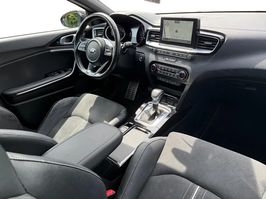 Kia ProCeed 1.4 T-GDI GT-PlusLine TREKHAAK | PANORAMADAK | JBL | MEEST LUXE UITVOERING | 12 MAANDEN BOVAG GARANTIE