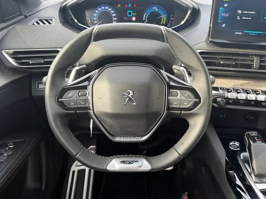 Peugeot 3008 1.6 HYbrid 225 GT | Adapt. Cruise Control | Elektr. verstelbare bestuurdersstoel | Achteruitrijcamera | Dodehoek Detectie | Elektr. achterklep |