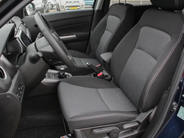 Suzuki Vitara 1.4 Boosterjet Select Smart Hybrid | Snel rijden!