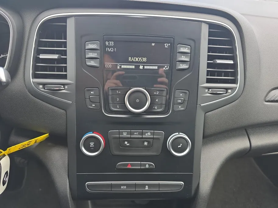Renault Mégane Estate 1.2 TCe Life | Trekhaak | Cruise control | Bluetooth | DAB | 12 maanden garantie! |