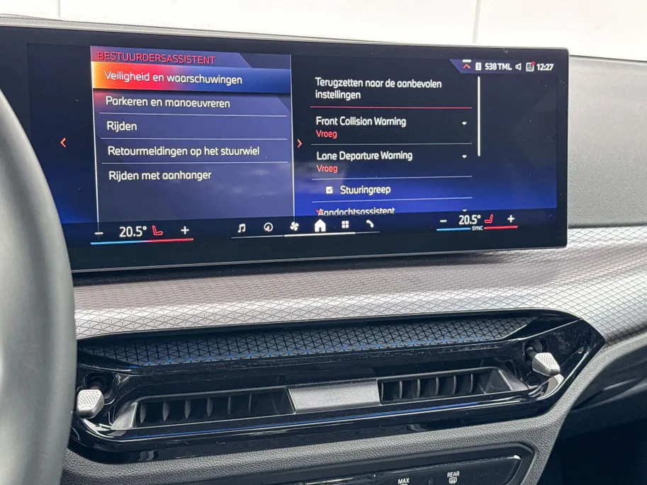 BMW 3 Serie Sedan 330e M-Sport