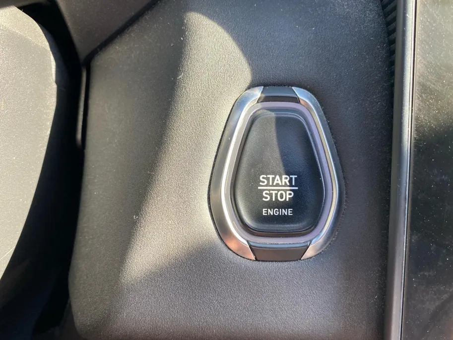 Lynk & Co 01 1.5 PHEV 260pk Tot 70km elektrisch | Panodak | CarPlay | LED | cruise | 20' lm velgen | etc.