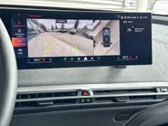 BMW iX xDrive45 101 kWh