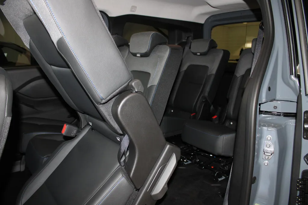 Nissan Townstar Evalia N-Connecta L2 45 kWh | €10.000,- registratie voordeel| 7-zitter| 5 jaar fabrieksgarantie | Apple carplay & Android auto | Zijschuifdeur | Stoelen uitneembaar | Multifunctioneel | Achteruitrijcamera | Cuise controle | Climate Controle | Bluetooth |