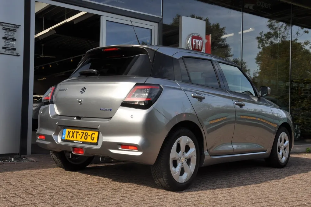 Suzuki Swift 1.2 Select SmartHyb. Camera PDC
