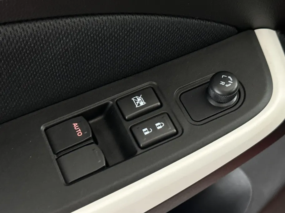 Suzuki Swift 1.2 Select Smart Hybrid | Navigatie | Adaptieve Cruise Control | 16'' L.M. velgen