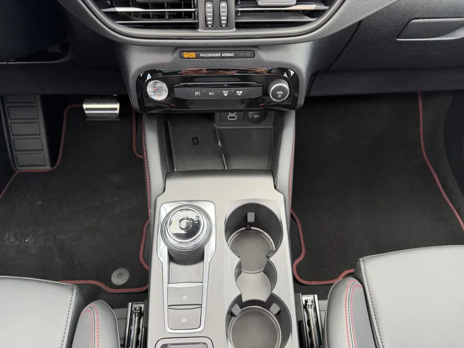 Ford Kuga 2.5 PHEV ST-Line X | Uit Voorraad Leverbaar | Automaat | €4.000,- Ready Set Ford Bonus | Trekhaak | 2100kg Trekgewicht | Pano Dak | Matrix LED Koplampen | 20'Lichtmetalen Velgen | Adapt. Cruise Control | BLISS | 360 Graden Camera