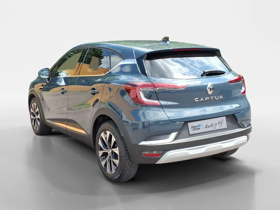 Renault Captur 1.6 E-Tech Hybrid 145 Intens Apple Carplay/Android Auto , electronic climate controle , camera , parkeersensor , lm velgen , navi , cruise , tel , usb.