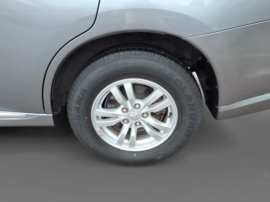 Mitsubishi Outlander 2.4 PHEV Pure Automaat | Trekaak | Andriod/Apple car play