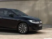 Volkswagen ID. Polo Life First Edition 52 kWh accu, 211 PK · Achteruitrijcamera · Draadloze telefoonlader · Stuurwiel verwarmd · Stuurwiel multifunctioneel ·
