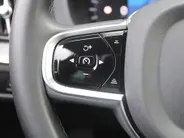 Volvo XC60 2.0 T8 Plug-in hybrid AWD Ultimate Black Edition | Trekhaak elektr. | Luchtvering | Schuifdak | Leer | Geheugenstoelen | B&W audio | Stoelventilatie | Winterset | Zeer nette auto |
