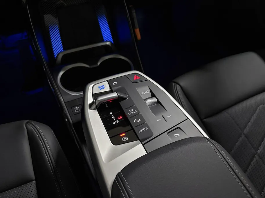 BMW iX1 eDrive20 Pure Edition