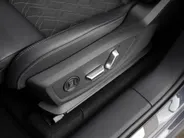 Audi Q6 e-tron Sportback S edition performance 306pk 100 kWh · SOH 97,8% · Panoramadak · Wegklapbare Trekhaak · 360 Camera · Stoelverwarming voor+achter · Bijrijder Display · 19'' Inch · Garantie t/m 10-08-2030 of 100.000km