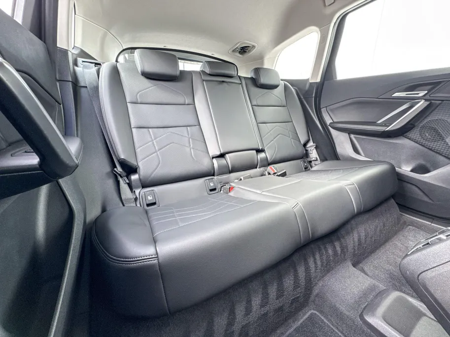 BMW iX1 xDrive30