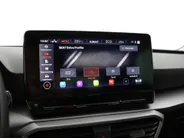 SEAT Leon 1.4 TSI eHybrid 204pk DSG PHEV FR Business Intense · Apple/Android Car Play · Stoelverwarming · Draadloze Telefoonlader · ACC · Parkeer assistent ·