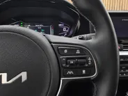 Kia Niro 1.6 GDi PHEV DynamicLine DEALER ONDERHOUDEN | NAVIGATIE | ACHTERUITRIJCAMERA | PLUG-IN |