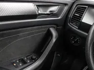 Škoda Kodiaq 1.5 TSI 150pk DSG Sportline Business 7p. · Camera · Wegklapbare Trekhaak · 7 Persoons · Apple/Android Car Play · 19'' Inch · Garantie t/m 27-05-2028 of 100.000km