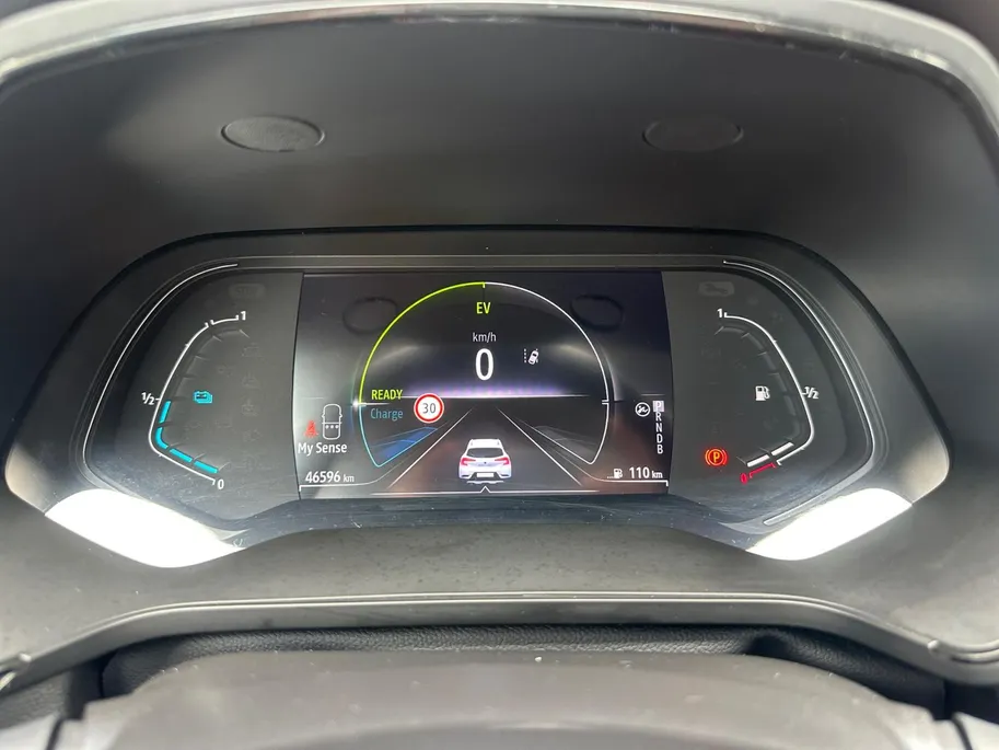 Renault Captur 1.6 E-Tech Hybrid 145 Intens | Automaat | Apple Carplay & Android Auto | Camera | Parkeersensoren | LMV | Cruise & Climate Control | 12 Maanden BOVAG Garantie