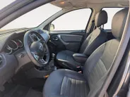 Dacia Duster 1.2 TCe Black Shadow | Trekhaak | Navigatie | Bluetooth | Cruise Control | Camera | Parkeersensoren | Onderhoudshistorie | 12 Maanden BOVAG Garantie