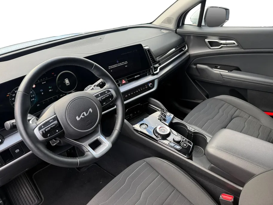 Kia Sportage 1.6 T-GDi PHEV DynamicPlusLine | Airco | Navi | 360 Camera | LM Velgen | Panoramadak | Stoelverwarming | Stuurverwarming |