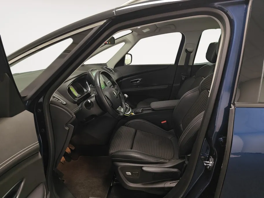 Renault Grand Scénic 1.2 TCe Bose NAVI AIRCO CAMERA CRUISE CONTROLE BOSE LED VERLICHTING TREKHAAK LM VELGEN 5P ZEER MOOIE AUTO DEALER ONDERHOUDEN