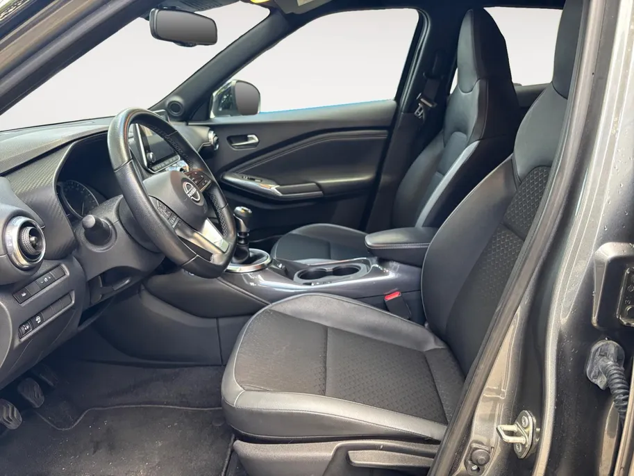 Nissan Juke 1.0 DIG-T N-Connecta | NL auto | Lane assist | Adaptive cruise control | Achteruitrijcamera | Parkeersensoren voor en achter