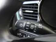 Kia Ceed Sportswagon 1.0 T-GDi MHEV Design Edition | Stuur-/stoelverwarming | Cruise adapt. | Camera | 16' LM | Dodehoekdetectie | JBL audio | LED |