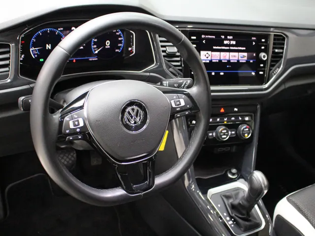Volkswagen T-Roc 1.5 TSI DSG Sport | Navigatie | Airco | PDC + Camera | Stoelverw.