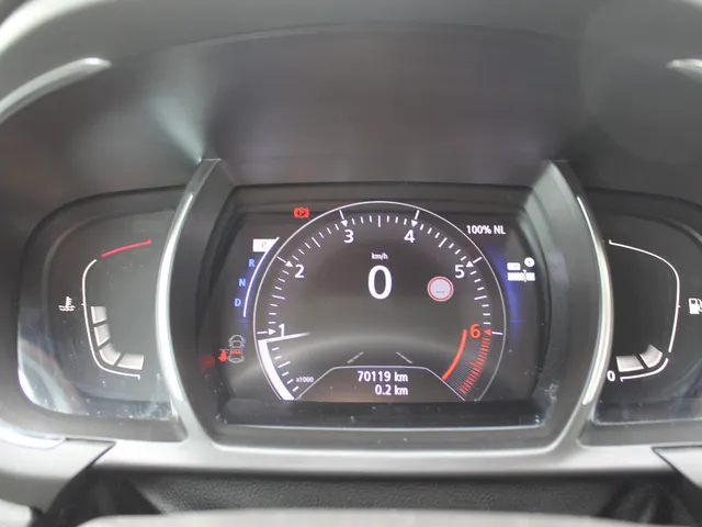 Renault Scénic 1.3 TCe Intens | automaat | navigatie | achteruitrijcamera