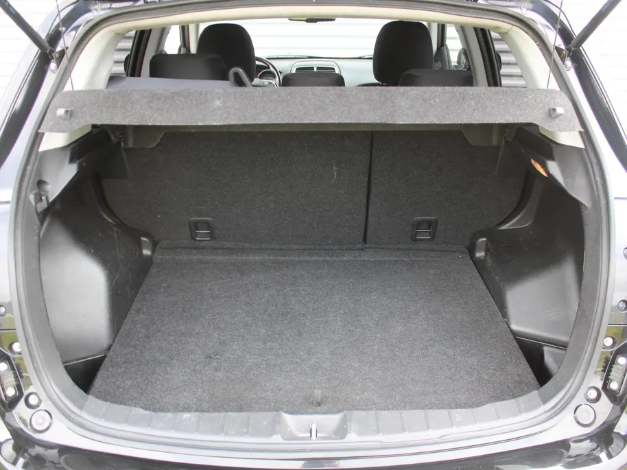 Mitsubishi ASX 1.6 Cleartec Invite+ | 18' LM | Clima | Cruise | Licht-/regensensor |