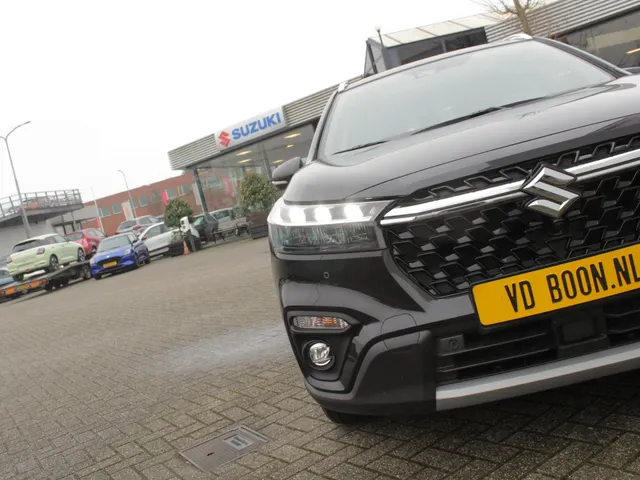 Suzuki S-Cross 1.4 Boosterjet Style Smart Hybrid | Navi | Leder | Adap. Cruise | Lm-Velgen
