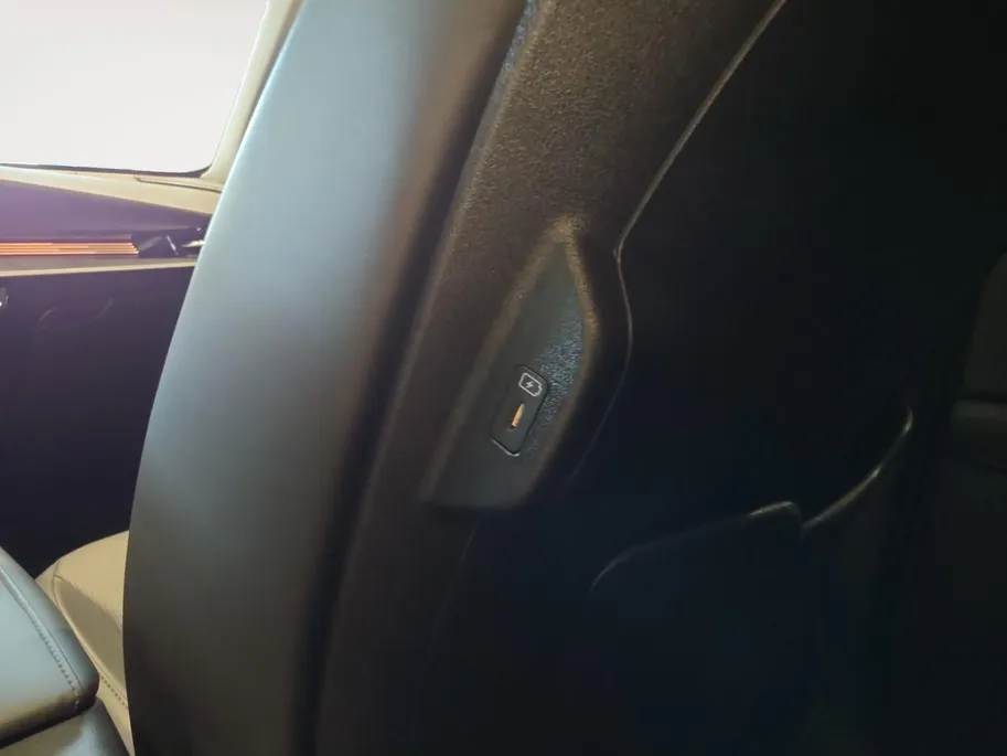 Kia Niro 1.6 GDi Hybrid DynamicPlusLine | Schuif-kantel dak | Achteruitrijcamera | Hyrbide | Elektrische achterklep | Stoelverwarming