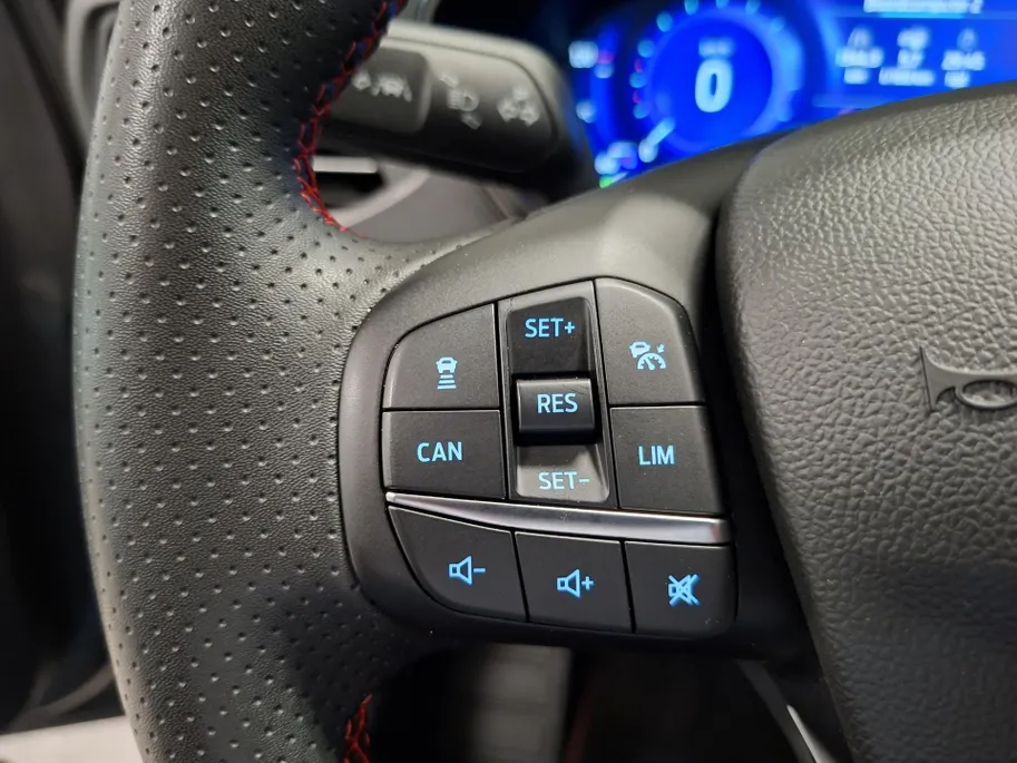 Ford Focus Wagon 1.0 EcoBoost Hybrid ST Line X | Winter Pack | Adap. Cruise | Elektrische Achterklep |
