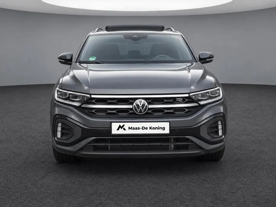 Volkswagen T-Roc 1.5 TSI 150pk DSG R-Line · Panoramadak · Camera · Dodehoeksensor · Keyless · Apple/Android Car Play · 19'Velgen ·