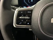 Kia Sorento 1.6 T-GDi Plug-in Hybrid 4WD DynamicPlusLine 7p | Glazen schuif-/kanteldak | BOSE premium geluidsinstallatie | Stoel- en stuurverwarming | NU €3000 inruilpremie!