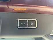 Kia EV9 GT-line AWD 99,8 kwh 7 zits | 385 PK | Geventileerde/verwarmde stoelen | Wireless Carplay & Android auto | 2.500 kg trekgewicht | Meridian | Fabrieksgarantie t/m 19-6-2033 +3x 1 jaar*  | NAP