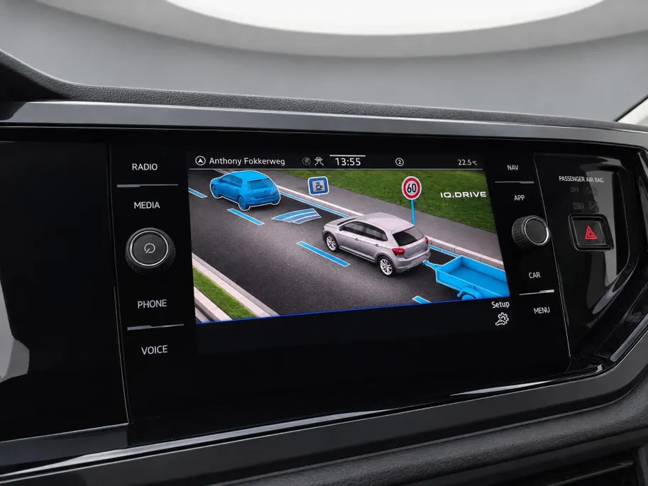 Volkswagen Polo 1.0 TSI 95pk DSG Style · Camera · Apple/Android Car Play · Stoelverwarming · Navigatie · Trekhaak · 16'' Inch ·