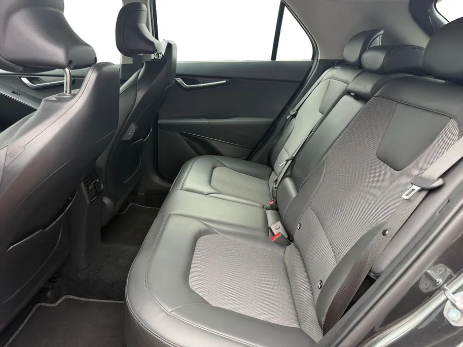 Kia Niro 1.6i Hybrid DynamicLine Metallic lak | Fabrieksgarantie | NAP